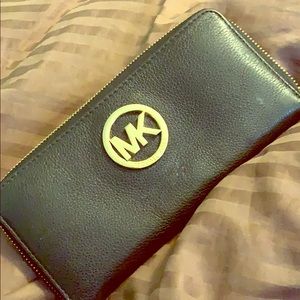Authentic MK wallet - make an offer!